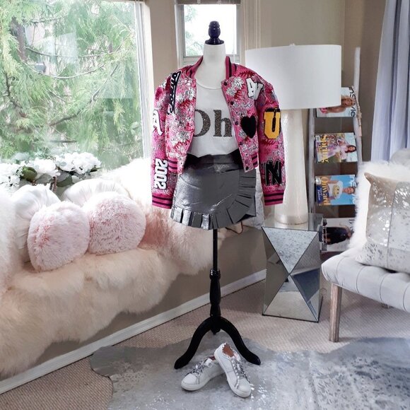 NWT Do+Be charcoal grey silver metallic thread pleated asymmetrical miniskirt, M - Picture 7 of 13